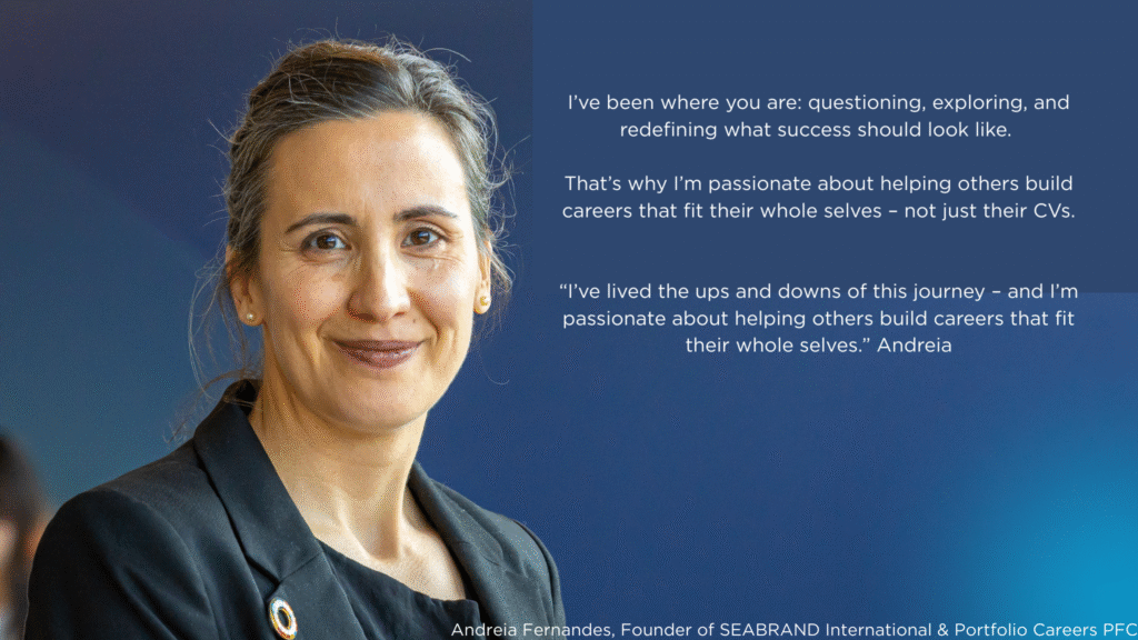 Andreia Fernandes giving a Promise on her Course of POrtfoliocareers